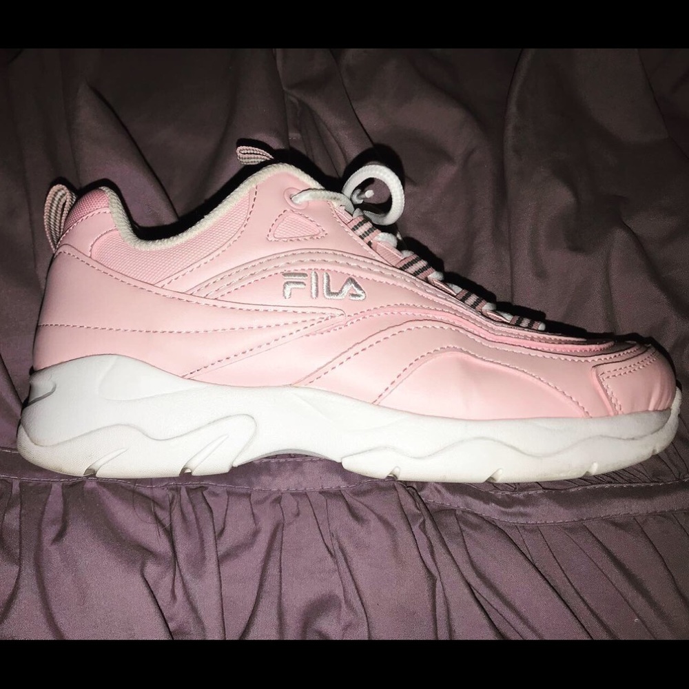 BABY PINK FILA